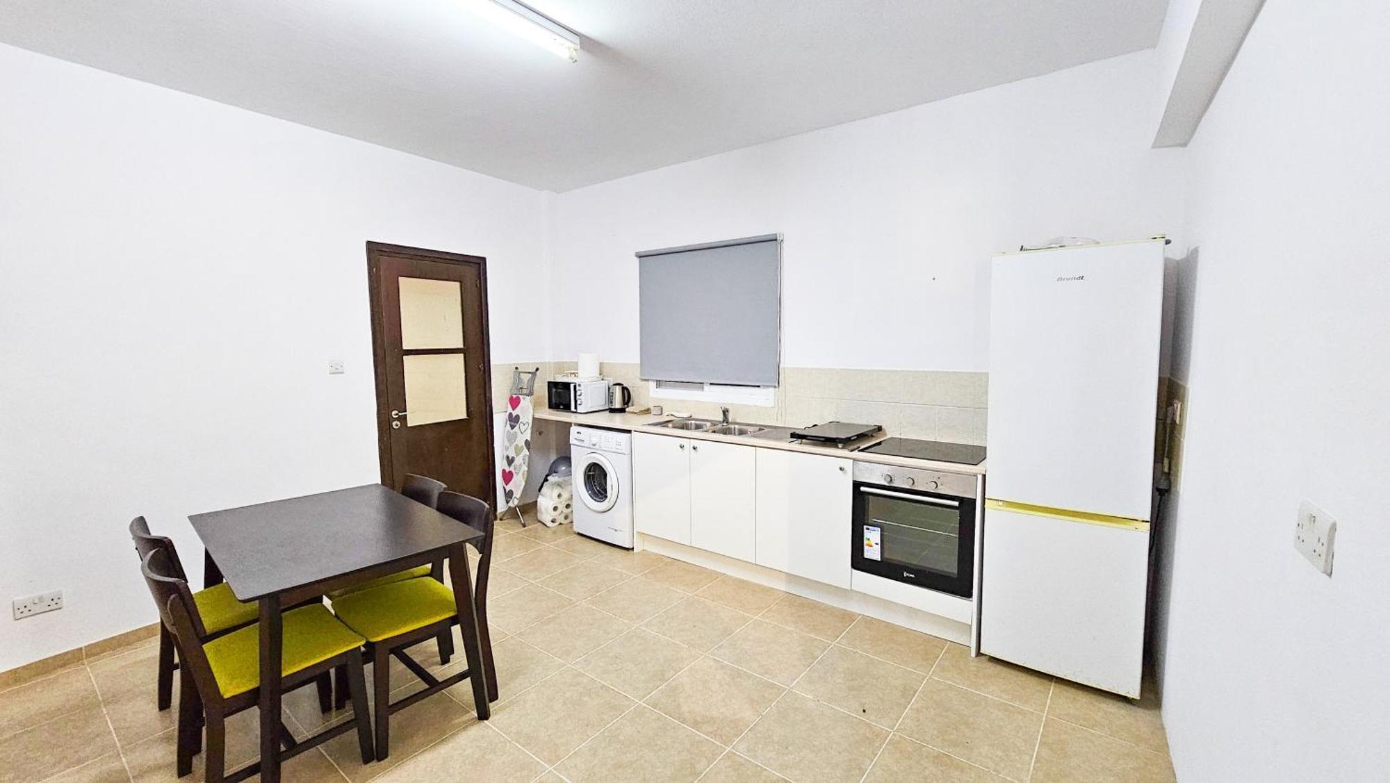 Sky Line City Apartment, 150M From Chabad Lubavitch Ларнака Екстериор снимка